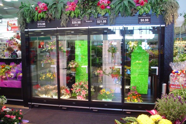 Four door floral case - Borgen Merchandising Systems