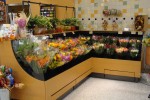 Low profile floral case with pullout shelf - Borgen Systems
