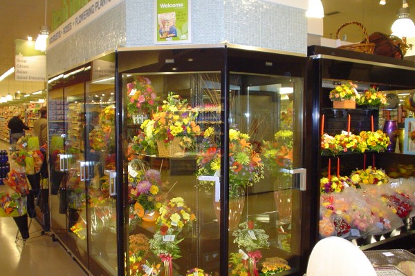 5 door wrapped floral case - Borgen Merchandising Systems